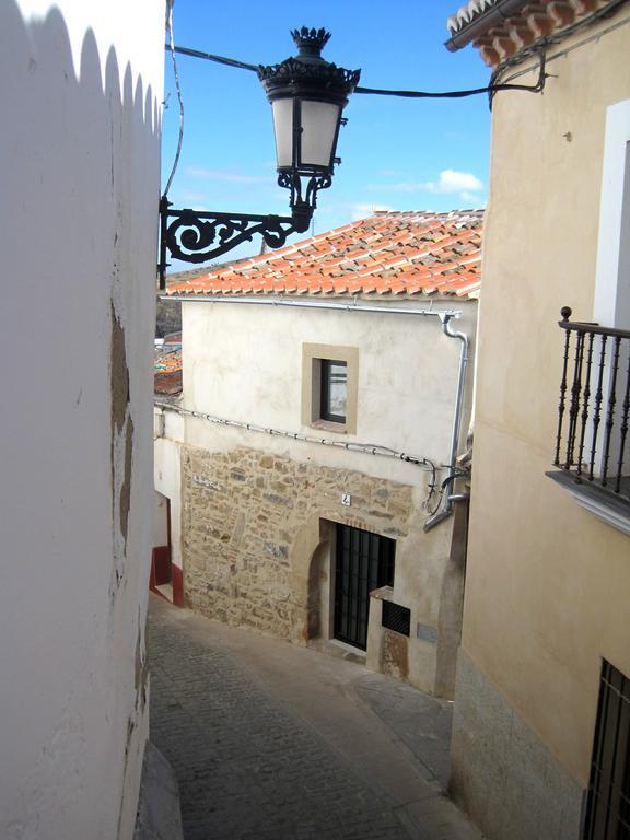 La Casina De Piedra Encanto - Parte Antigua De Caces Værelse billede